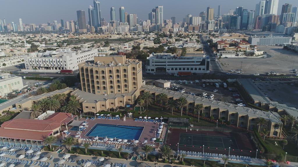 Sharjah Carlton Hotel Εξωτερικό φωτογραφία